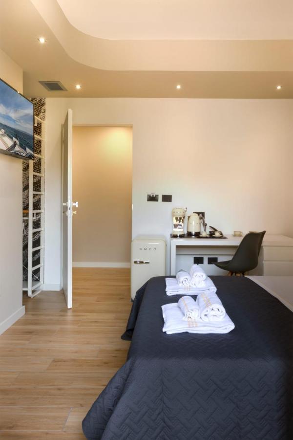 Eleonore Elegant Rooms Cagliari Exterior foto